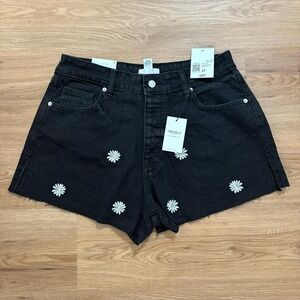 Forever 21 Women's Black Denim Shorts – Size 27